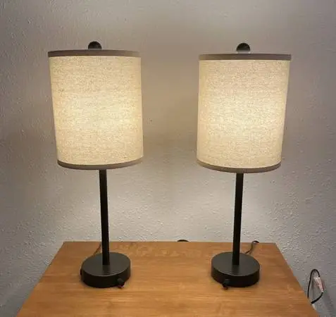 Lots of Table Lamp (s) at Creative Bargains