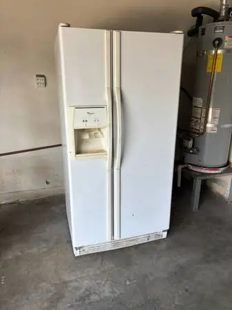 White whirlpool 36” side by side refrigerator freezer with ice maker