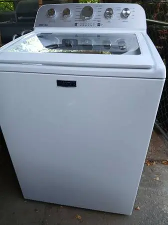 Maytag washing machine (2 years old )