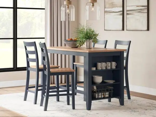 Brand New Dining Set w/stools