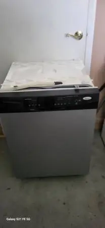 Whirlpool Dishwasher