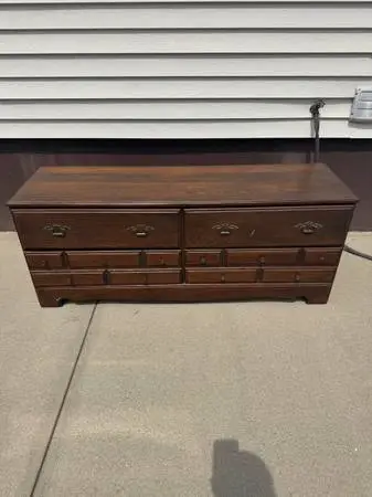 Short Household Wooden Dresser