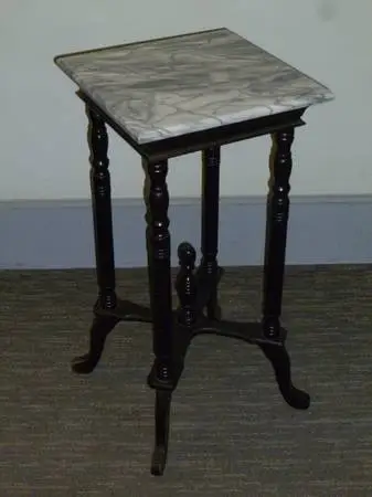 Victorian style marble-topped side table