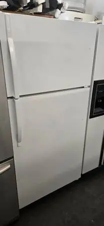 KENMORE 17 CU.FT REFRIGERATOR 3 MONTHS WARRANTY N DELIVERY