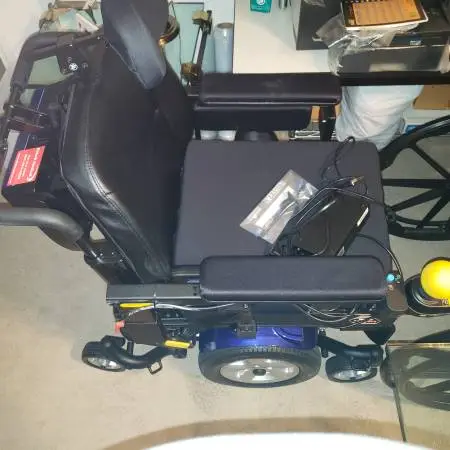 Electric Wheelchair by Avid Excellent cond