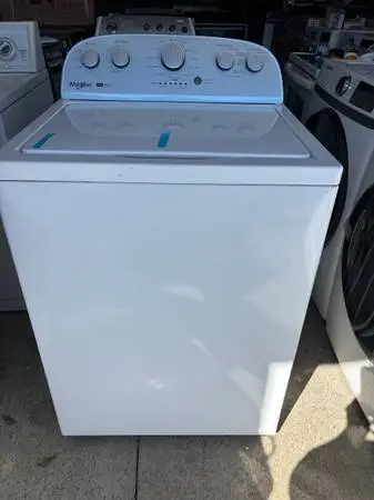 Like New Whirlpool Washer Top Load