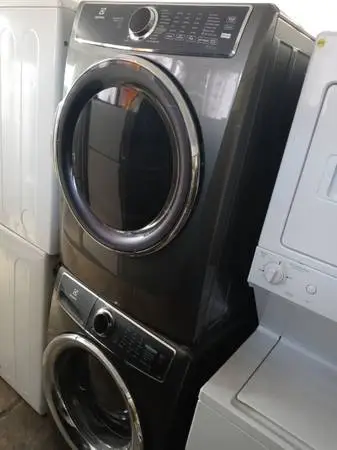🌲Electrolux gray stackable front load washer and dryer set