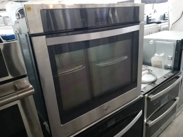 ★Whirlpool 30 stainless steel single wall oven