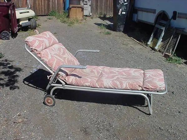 vintage chaise lounge aluminum frame