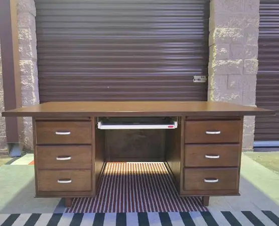 ✨ Mid Century Modern ( MCM ) Office Desk ✨️✨️ Delivery Possible