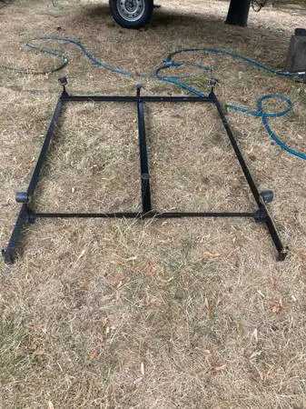 Metal bed frame, adjustable with wheels for, full, queen or four king it has set