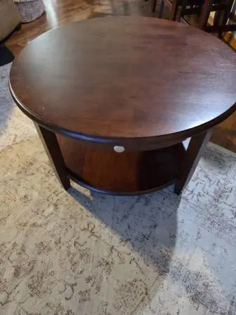 Cherry we ood coffee table with drawer