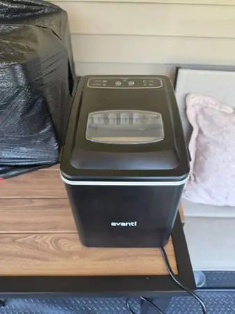Ice Maker