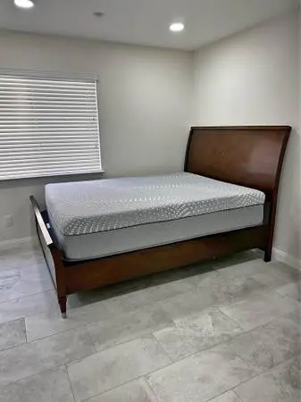 Twin mattress