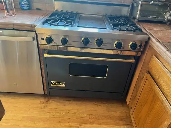 Viking Professional 36 Gas Range, 4 Burners + Griddle, Grey/Brass, $
