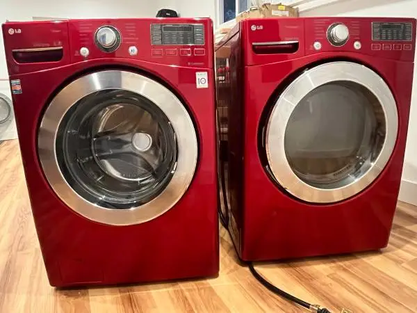 LG Washer and Dryer Set (Stackable, electric)