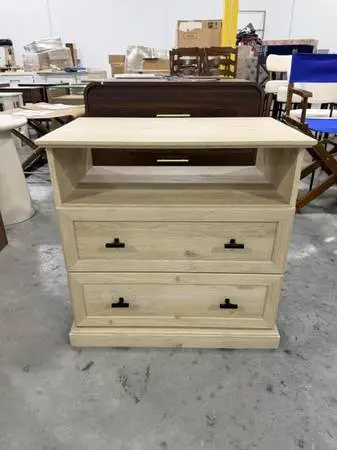 Clyde Classic 2 Drawer Nightstand Side Table White Oak Brand New