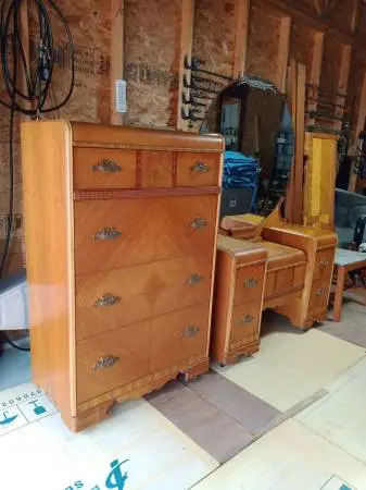 4 Piece Maple Art Deco Waterfall Bedroom set from the 1940s