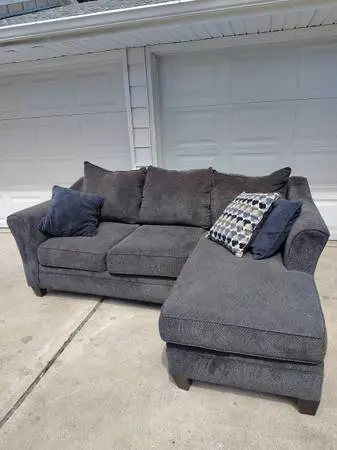 Sectional Couch (free delivery)