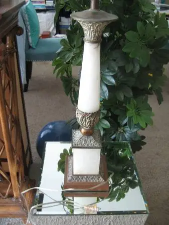 Fabulous!  TALL ALABASTER LAMP, nice glow