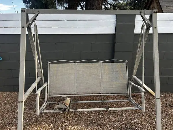 Yard Swing