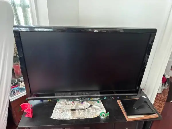 FREE CURB ALERT! MOVING OUT OF STATE