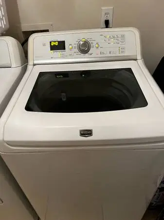 Maytag Bravo Top load Washer