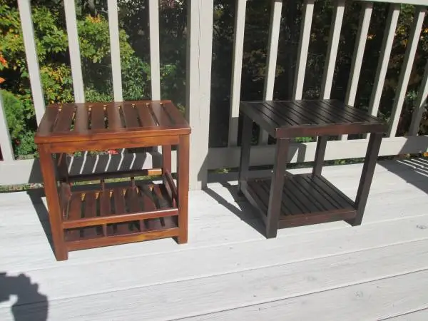 Teak End / Side Table in Excellent Condition