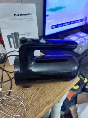 Kitchen aid 7 speed  cordless hand mixer. Read the ad please.