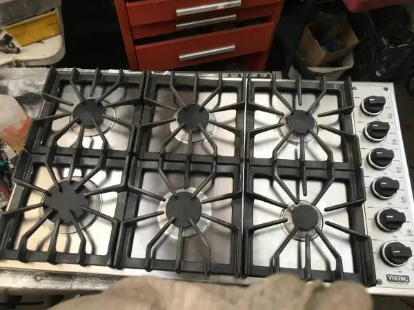 36 Viking Stainless Cooktop, 161, new spark module
