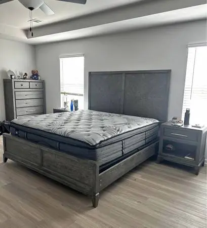 King Bedroom Set