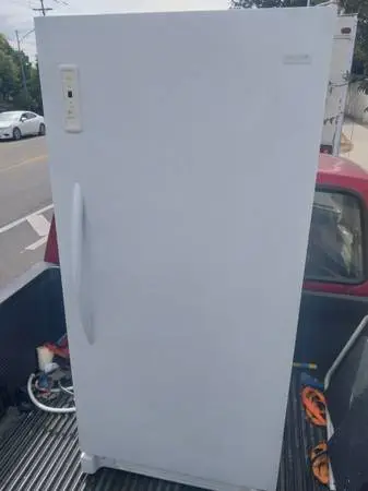 Frigidaire stand up freezer 13.7 cubic