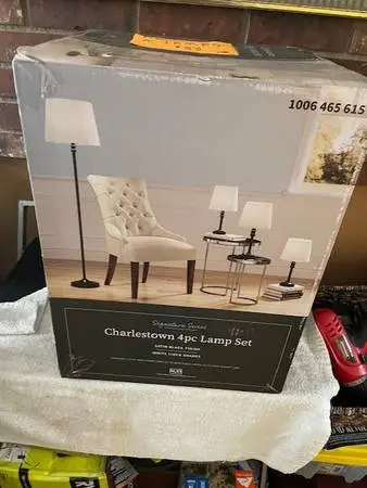 New 4 pack lamp set