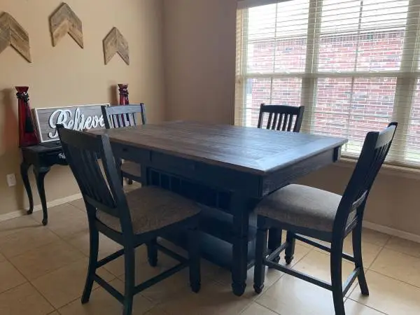 Dining table with 4 chairs — Ashley Furniture table and chairs