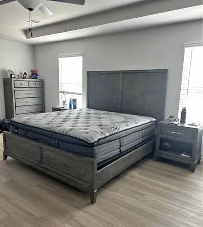 King Bedroom Set