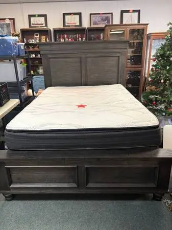 Queen Size Bed