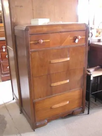 SOLID WOOD FOUR DRAWER CHEST DRESSER