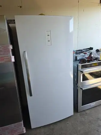New ! Frigidaire white upright freezer