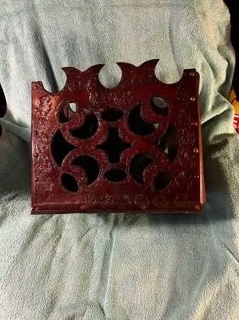 Magazine rack all leather hand tool w carving embossed in the leatherh