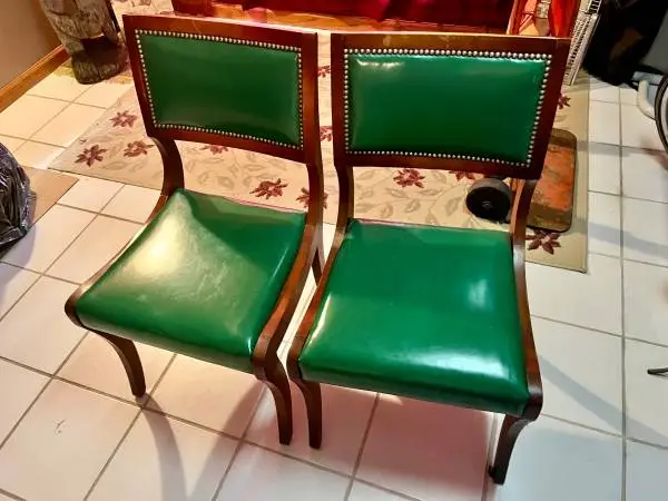 Vintage chairs * nice / leather