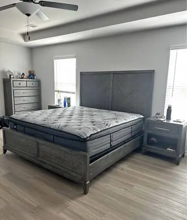 King Bedroom Set