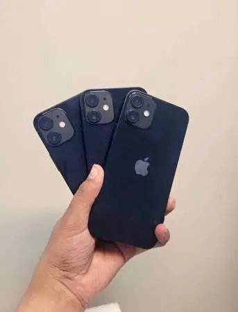 IPhone 12 Unlocked 5G EACH