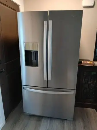 Whirlpool 26.8 Cu. Ft. French Door Refrigerator (WRF767SDHZ00)