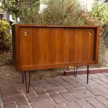 1950s classic Mid Century Modern cool sliding door Credenza/Cabinet