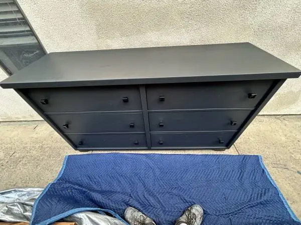 EXCELLENT HIGH QUALITY THICK WOODEN POTTERY BARN DRESSER CAN DELUVER LOCAL IF NE