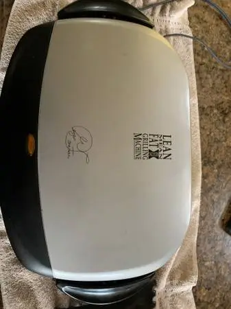 George Foreman Grilling Machine