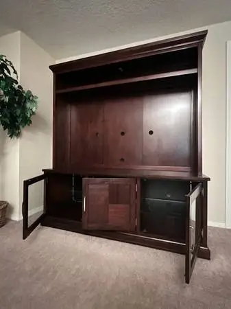 TV stand/entertainment center