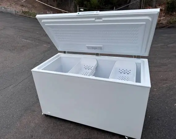 14.8 cubic Deep chest freezer (free local delivery)