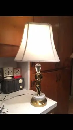 Vintage 1960s Italianate Regency cherub marble Table Lamp/tested