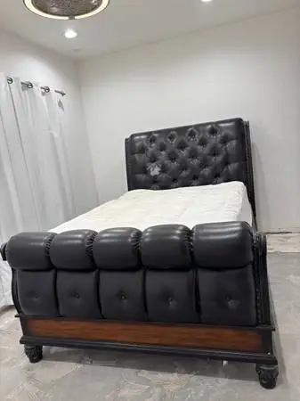 Queen Bed